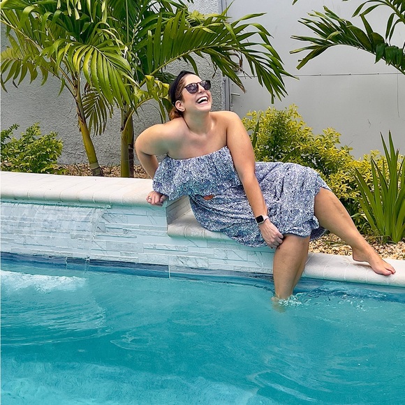 Meet your Posher, Erika! - Picture 2 of 7